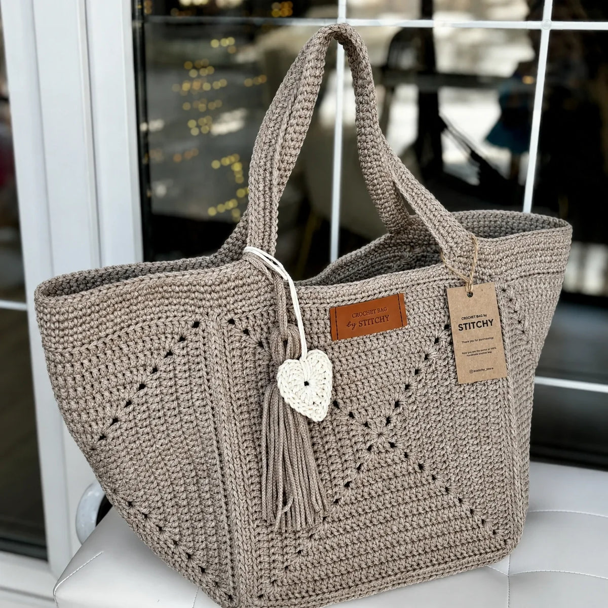 Granny Five Tote Crochet Pattern PDF – Spacious Granny Square Bag