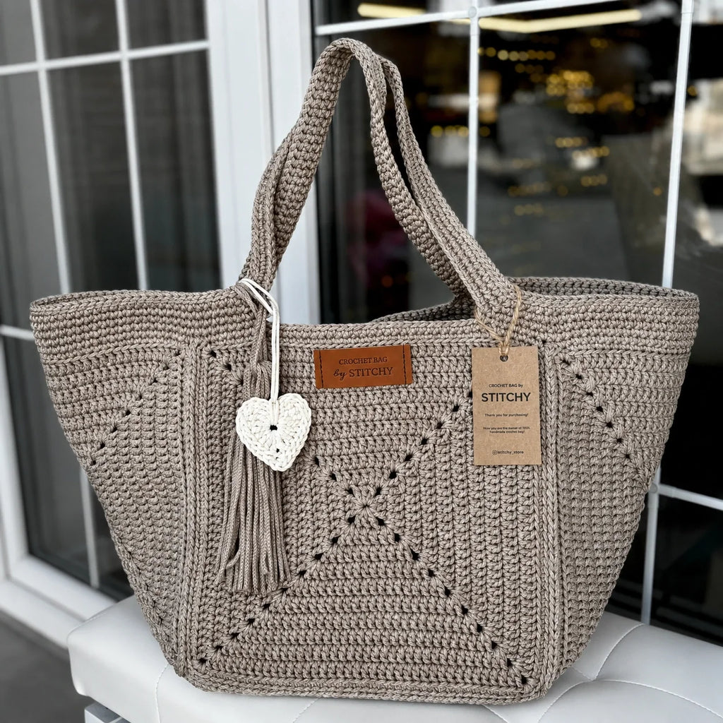 Granny Five Tote Crochet Pattern PDF – Spacious Granny Square Bag