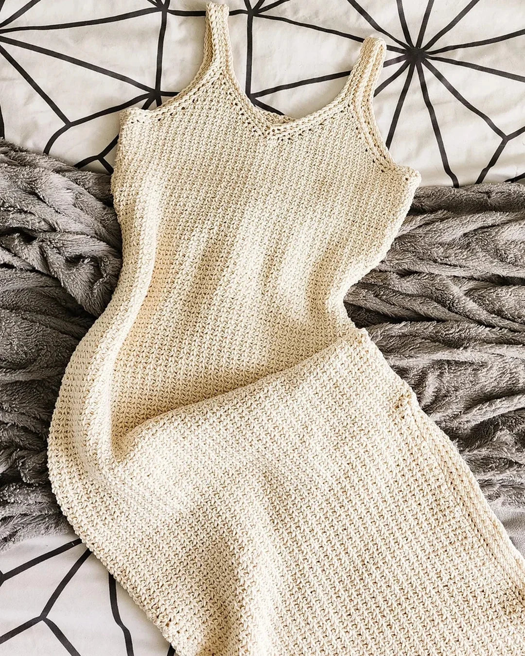 Impact Dress – Customizable Summer Crochet Pattern PDF